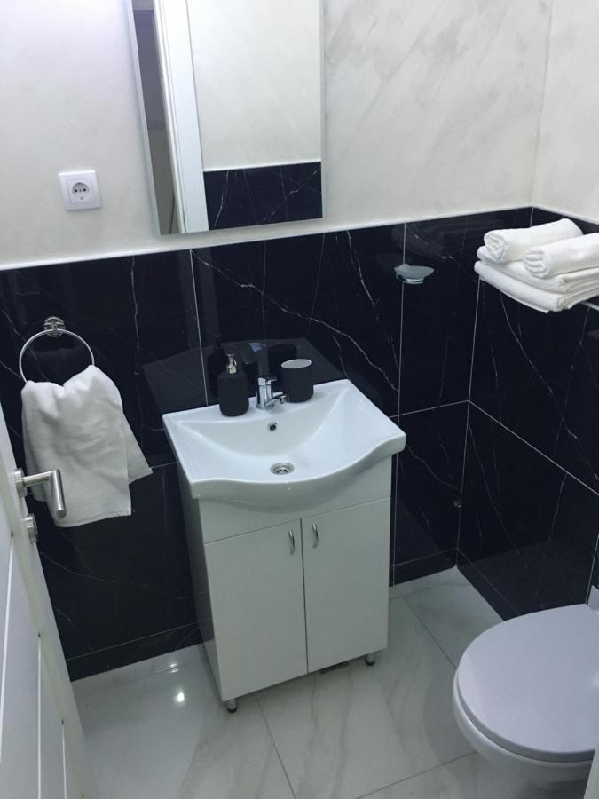 Seti Gorgeous Apartments With Jacuzzi 贝尔格莱德 外观 照片