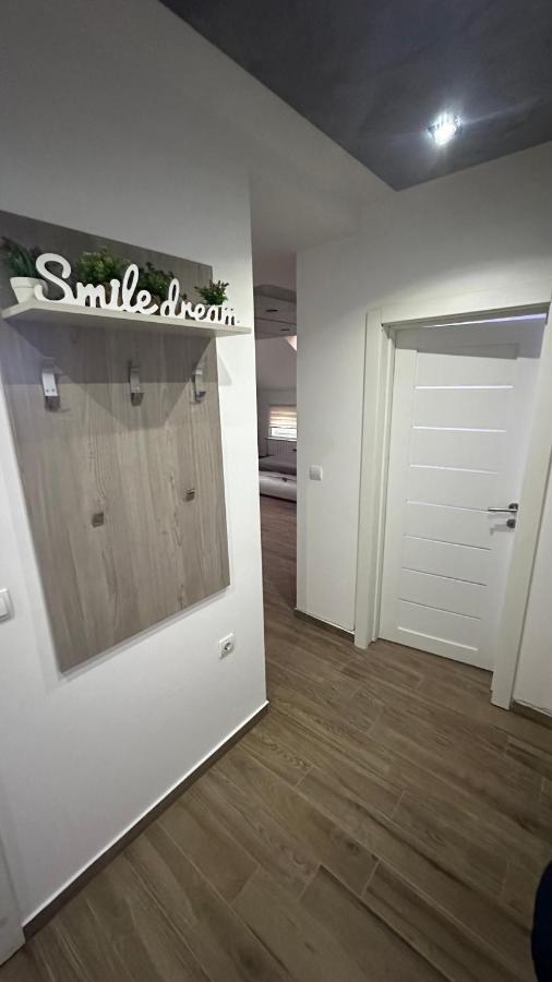 Seti Gorgeous Apartments With Jacuzzi 贝尔格莱德 外观 照片